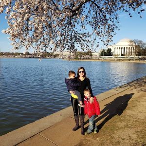 Meet your Posher, Amparo